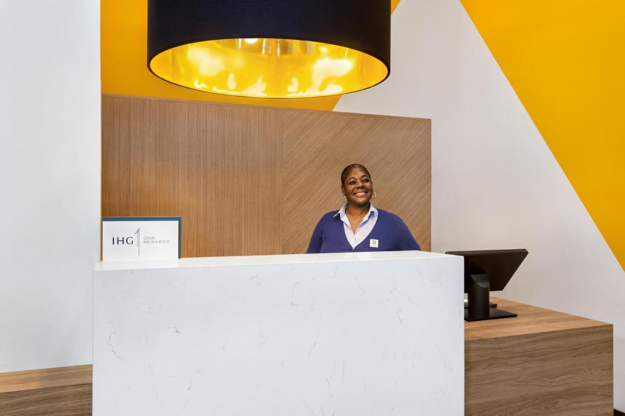 Holiday Inn Lic - Laguardia West, An Ihg Hotel New York Exterior photo